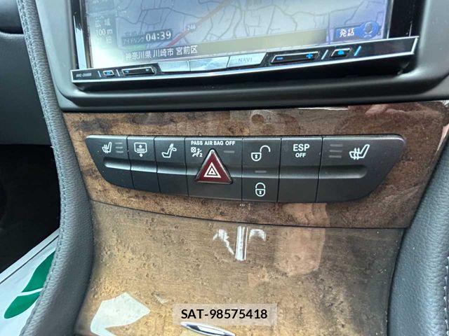 Mercedes Benz CLS-CLASS 2009-03 8413527-14