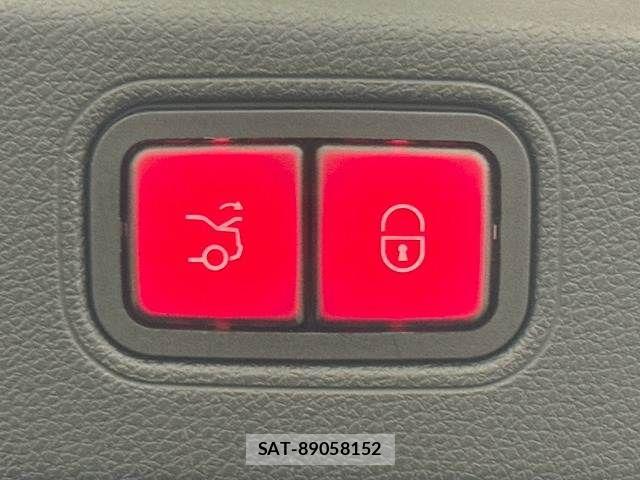 Mercedes Benz CLS-CLASS 2019-01 8627650-9