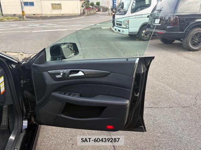 Mercedes Benz CLS-CLASS 2016-03 8660172-9