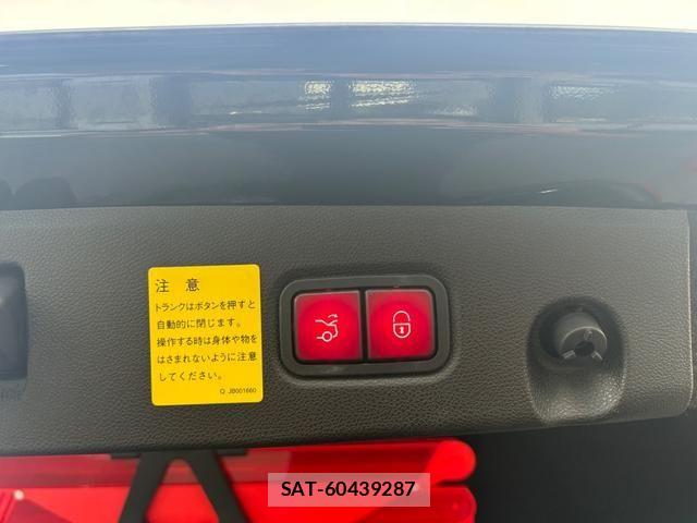 Mercedes Benz CLS-CLASS 2016-03 8660172-24