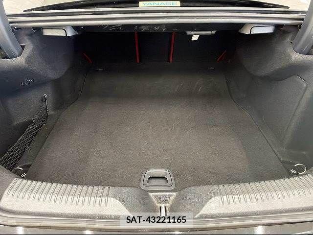 Mercedes Benz CLS-CLASS 2019-06 8743836-12