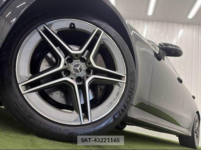 Mercedes Benz CLS-CLASS 2019-06 8743836-18