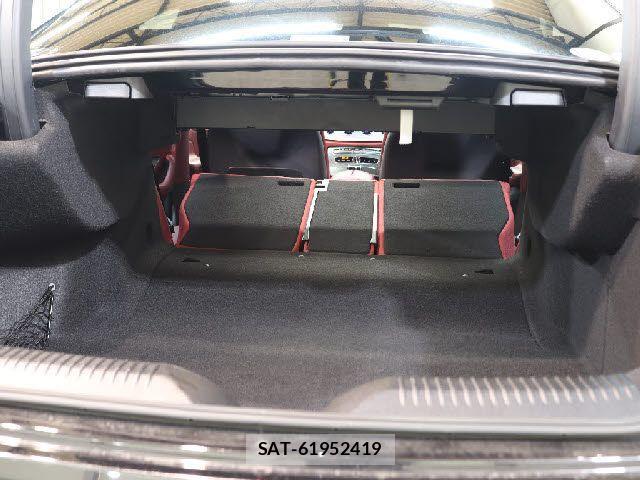 Mercedes Benz CLS-CLASS 2019-04 3379058-6