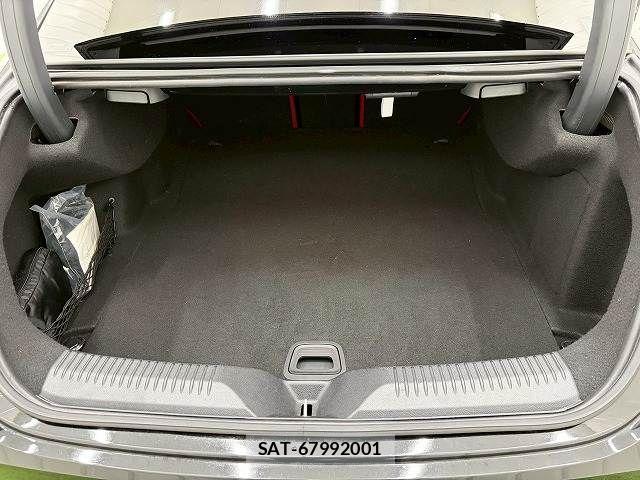 Mercedes Benz CLS-CLASS 2018-08 7725522-10