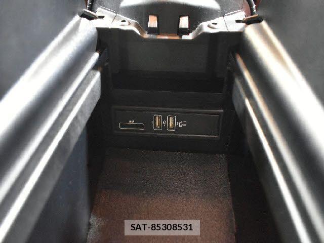 Mercedes Benz CLS-CLASS 2018-07 8036675-14