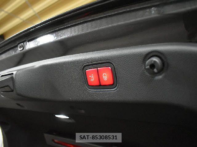 Mercedes Benz CLS-CLASS 2018-07 8036675-20