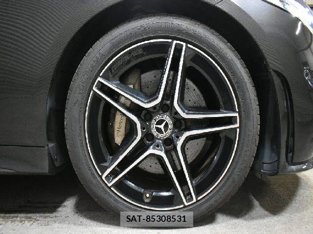 Mercedes Benz CLS-CLASS 2018-07 8036675-24