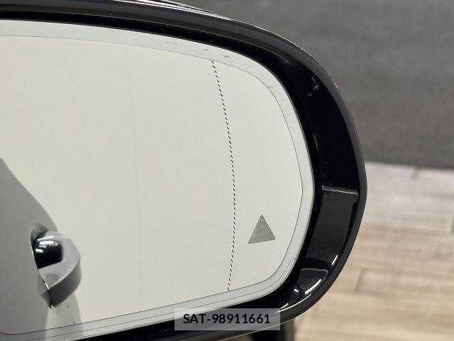 Mercedes Benz E-CLASS 2019-02 3066596-10