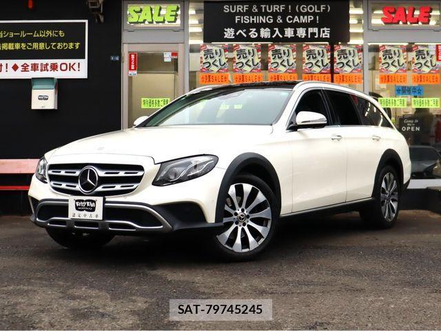 Mercedes Benz E-CLASS 2017-01 4596272-0