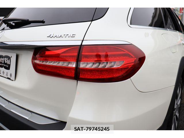 Mercedes Benz E-CLASS 2017-01 4596272-24