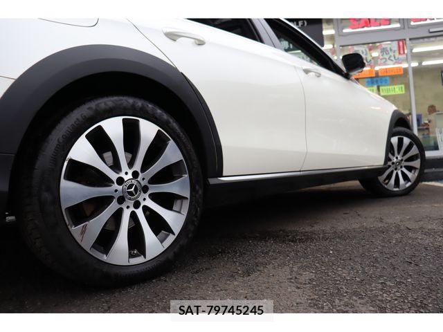 Mercedes Benz E-CLASS 2017-01 4596272-26