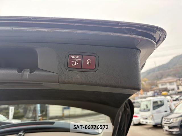 Mercedes Benz E-CLASS 2019-05 5871782-22