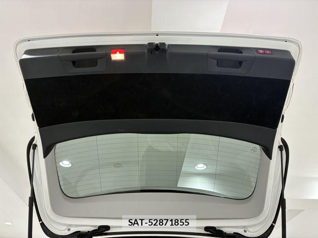 Mercedes Benz E-CLASS 2019-06 7455702-18