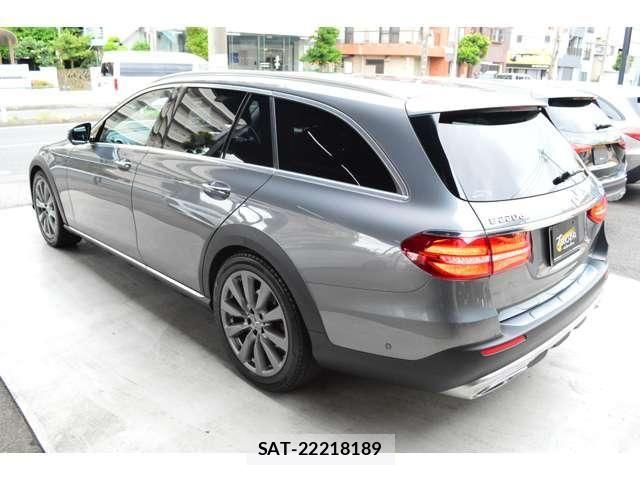 Mercedes Benz E-CLASS 2018-09 7562415-6