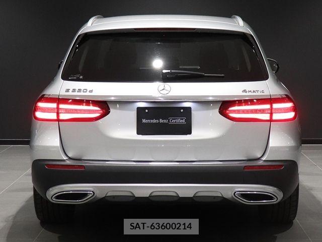 Mercedes Benz E-CLASS 2017-10 7979926-12