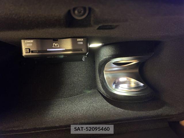 Mercedes Benz E-CLASS 2024-09 8562628-10