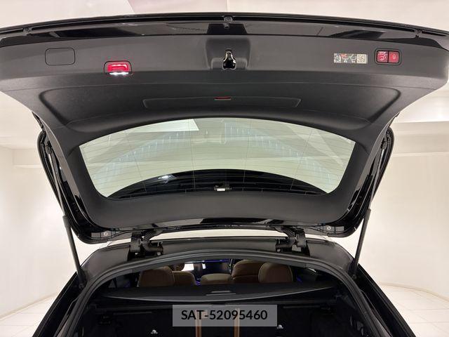 Mercedes Benz E-CLASS 2024-09 8562628-17