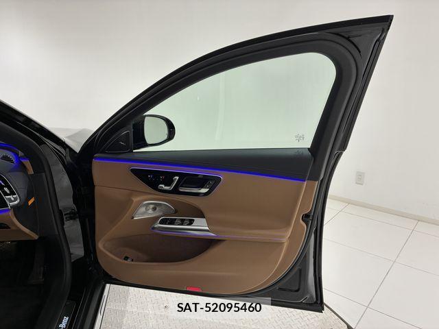 Mercedes Benz E-CLASS 2024-09 8562628-6