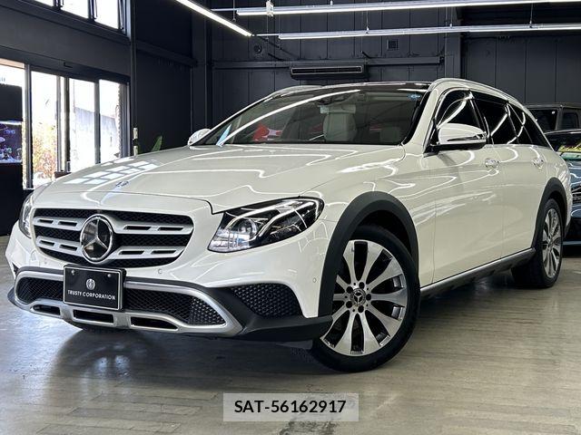 Mercedes Benz E-CLASS 2018-06 8660176-0