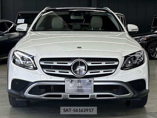 Mercedes Benz E-CLASS 2018-06 8660176-1