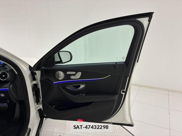 Mercedes Benz E-CLASS 2021-08 8796622-5