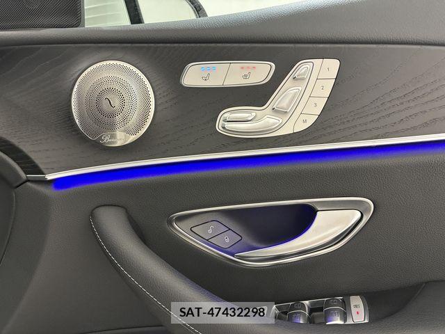 Mercedes Benz E-CLASS 2021-08 8796622-6