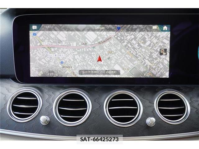 Mercedes Benz E-CLASS 2021-09 8849762-17
