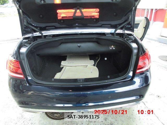 Mercedes Benz E-CLASS 2014-11 1338661-17