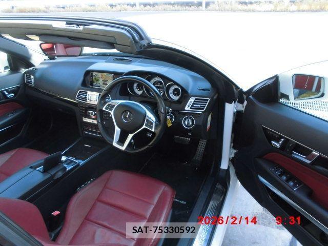 Mercedes Benz E-CLASS 2014-03 3675707-13