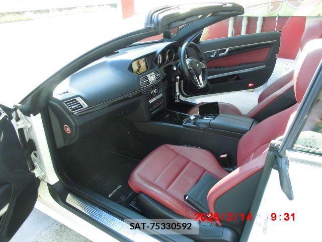 Mercedes Benz E-CLASS 2014-03 3675707-17