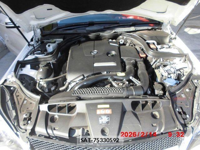 Mercedes Benz E-CLASS 2014-03 3675707-21