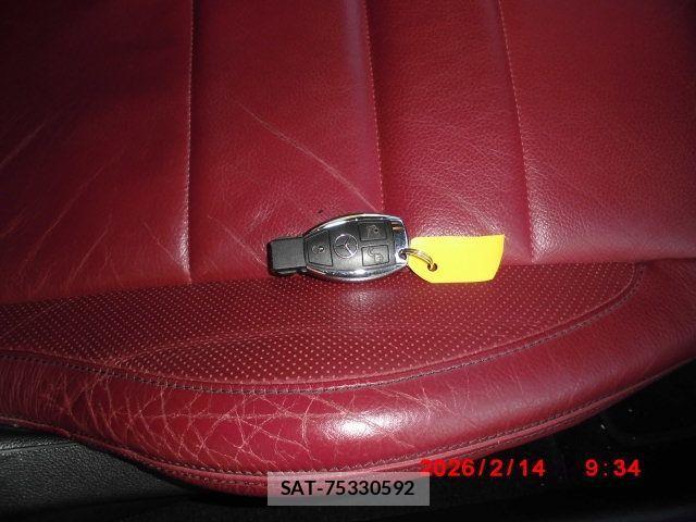 Mercedes Benz E-CLASS 2014-03 3675707-22