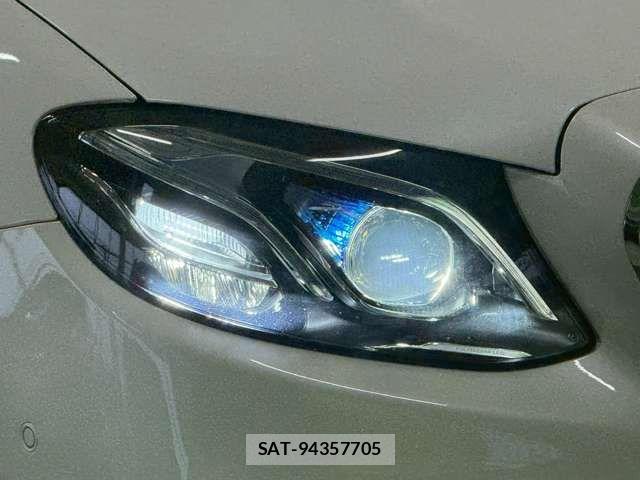 Mercedes Benz E-CLASS 2018-05 6613157-12