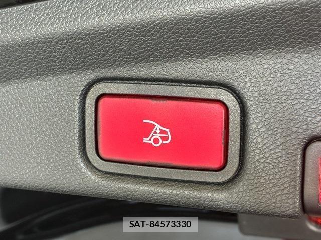 Mercedes Benz E-CLASS 2018-11 7020869-11