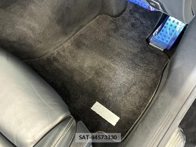 Mercedes Benz E-CLASS 2018-11 7020869-12