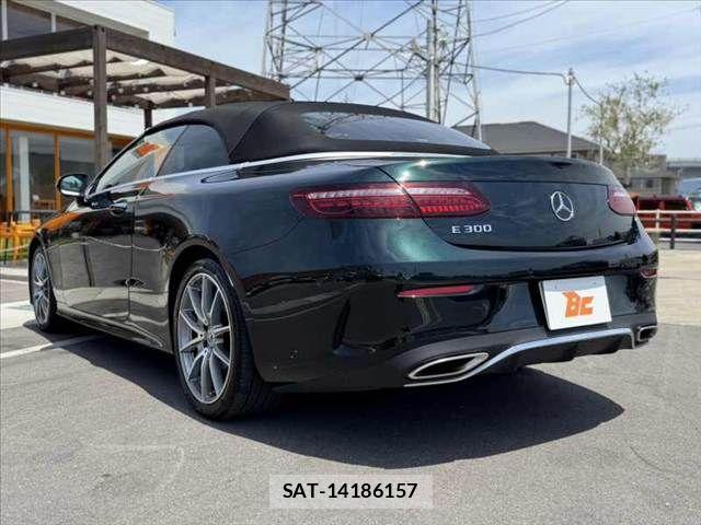 Mercedes Benz E-CLASS 2022-08 7221569-12