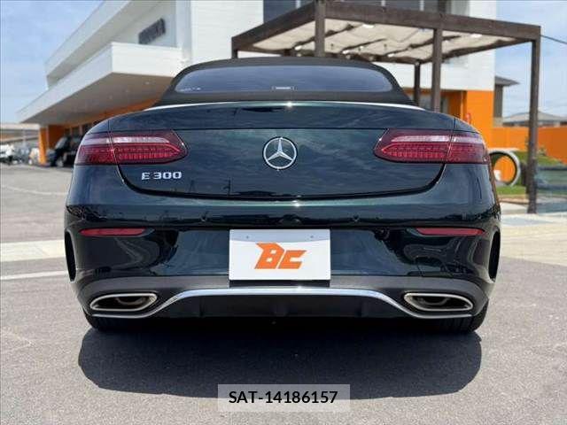 Mercedes Benz E-CLASS 2022-08 7221569-13