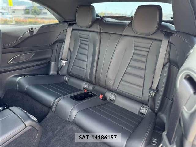 Mercedes Benz E-CLASS 2022-08 7221569-17