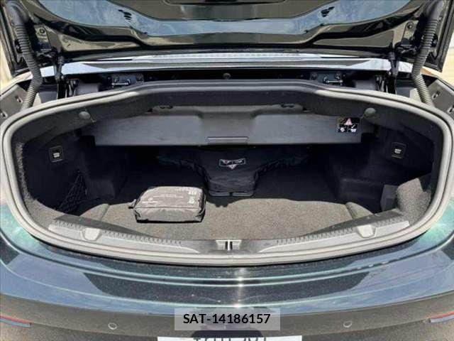 Mercedes Benz E-CLASS 2022-08 7221569-19