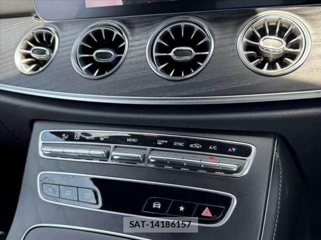 Mercedes Benz E-CLASS 2022-08 7221569-21