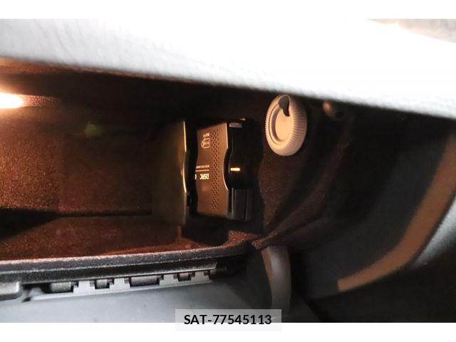 Mercedes Benz E-CLASS 2015-03 7617983-25