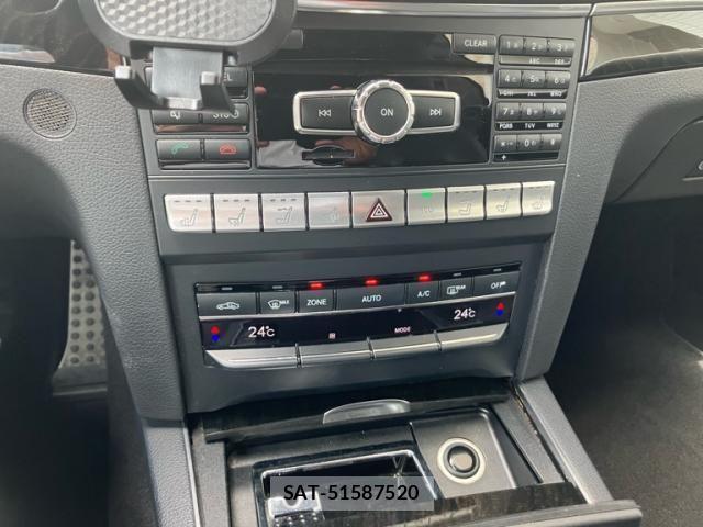 Mercedes Benz E-CLASS 2013-09 8036677-19