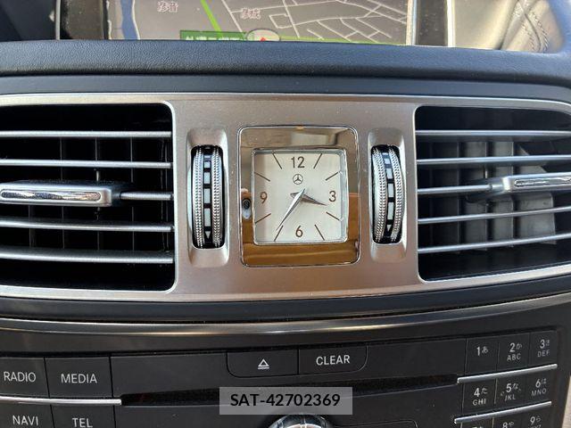 Mercedes Benz E-CLASS 2015-07 8366935-13