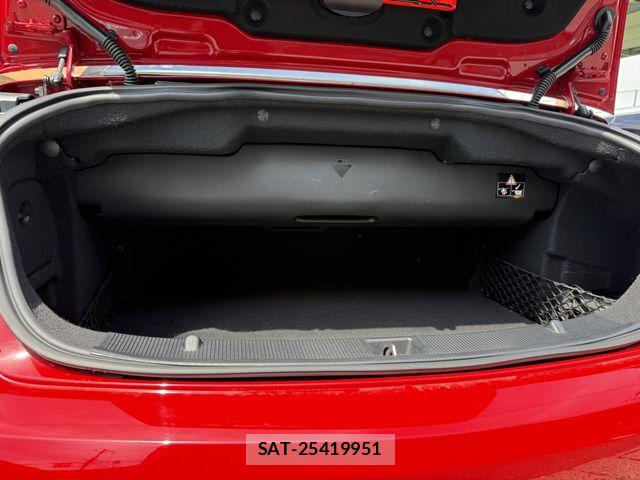 Mercedes Benz E-CLASS 2016-06 8525705-22