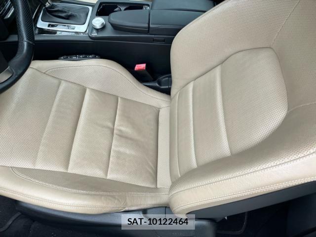 Mercedes Benz E-CLASS 2011-04 8780994-14