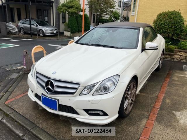 Mercedes Benz E-CLASS 2011-04 8780994-1
