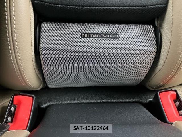 Mercedes Benz E-CLASS 2011-04 8780994-23
