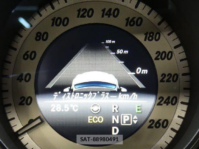 Mercedes Benz E-CLASS 2013-11 8880717-29