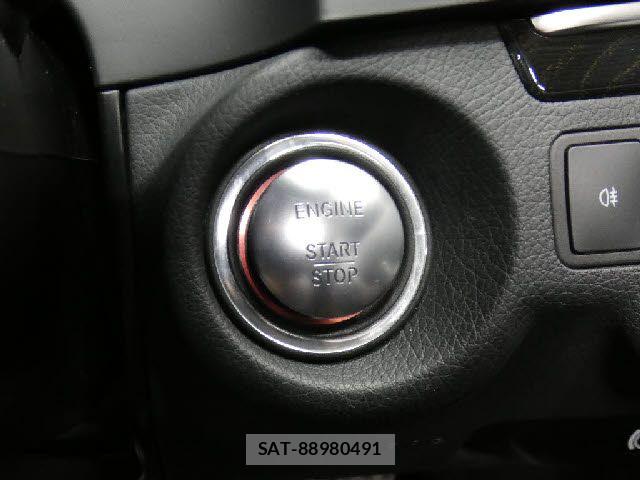 Mercedes Benz E-CLASS 2013-11 8880717-8