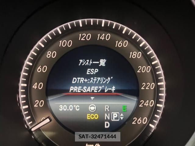 Mercedes Benz E-CLASS 2015-09 8880718-18